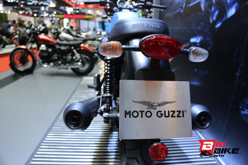 MOTO GUZZI V7III STONE